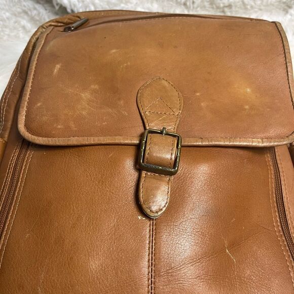 Unbranded tan leather large Backpack antique tone hardwares. - Picture 7 of 14